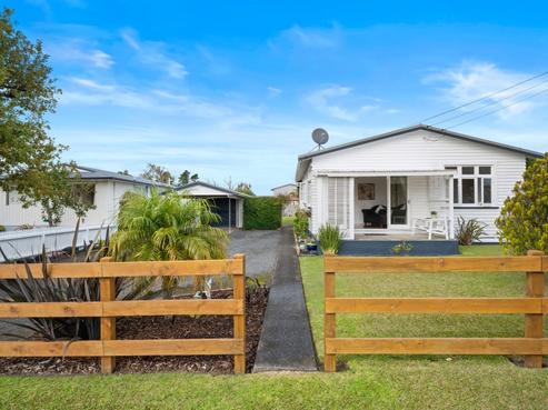 45 Second View Avenue, Beachlands