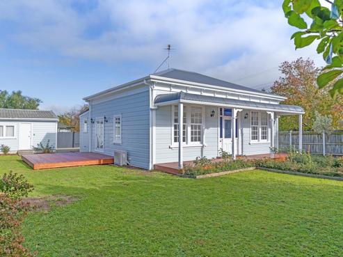64 Revans Street, Featherston