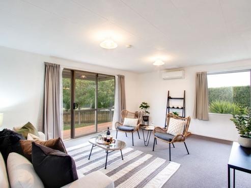 35 Duckworth Crescent, Greenmeadows