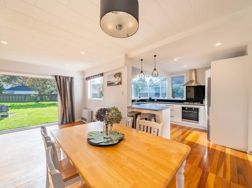 34 Shakespeare Avenue, Trentham