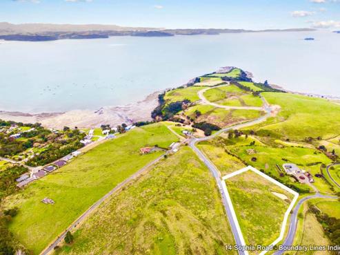 14 Sophia Road, Mahurangi East