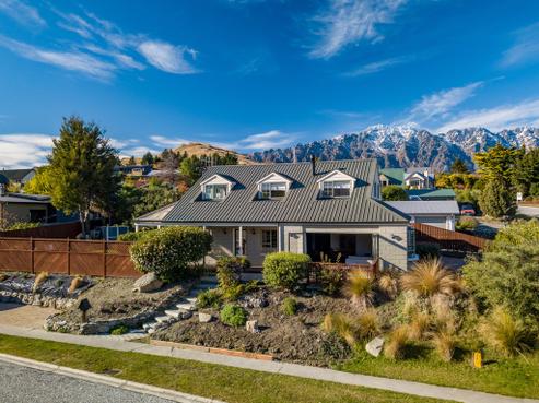 1 Larch Court, Kelvin Heights