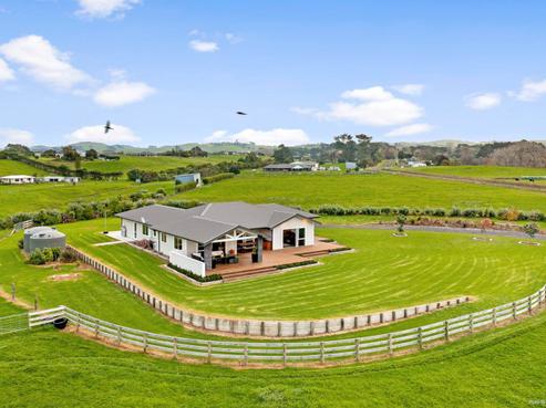 89 Holmes Road, Waiuku