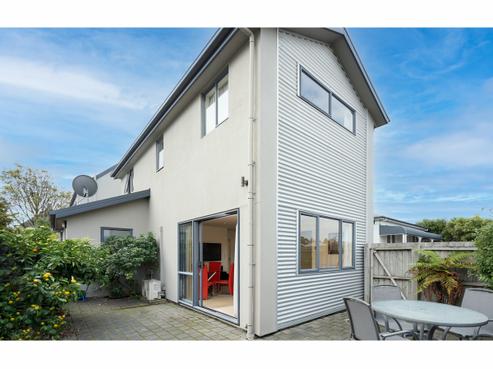 25 Huxley Street, Sydenham