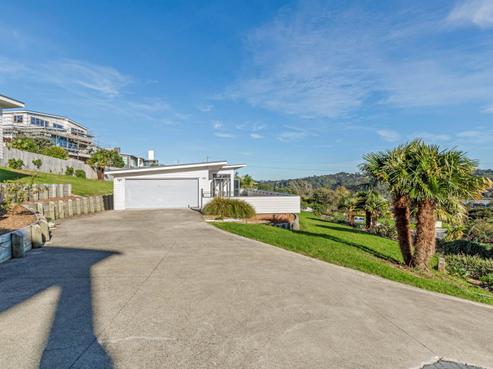 142 Kittiwake Drive, Schnapper Rock