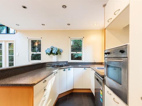 28 Western Road, Laingholm