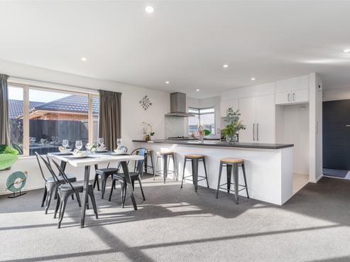 37 Somerville Crescent, Aidanfield