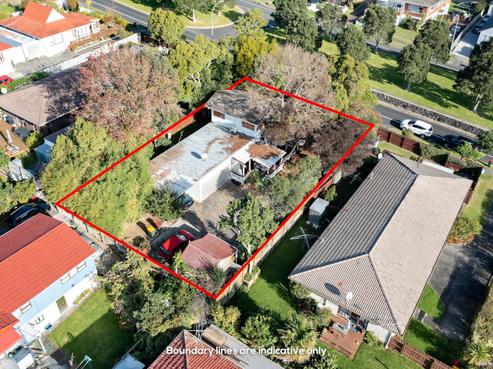 50 Highland Park Drive, Highland Park
