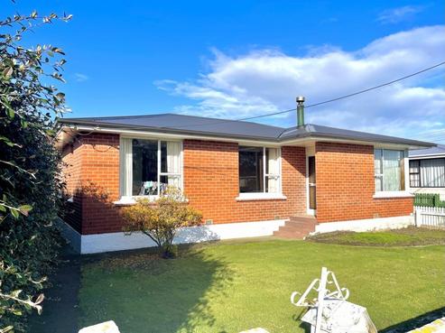 32 Main Street, Mataura