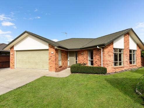 10 Ebony Court, Rototuna North