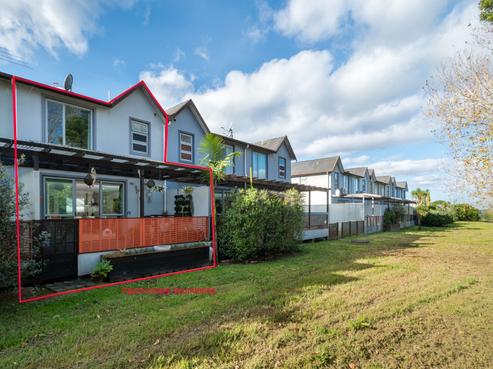 9K Clearwater Cove, West Harbour