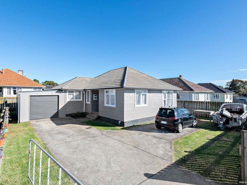 2 Kennelly Crescent, Pukekohe
