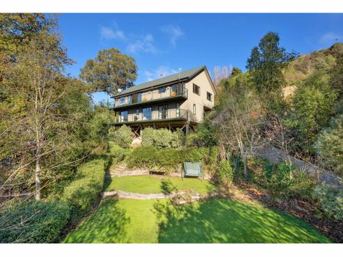 9 Glas Brae, Governors Bay