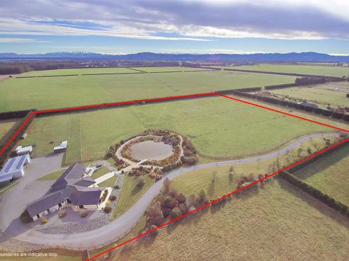 1909 South Eyre Road, West Eyreton