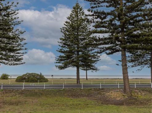 82 Te Awa Avenue, Te Awa