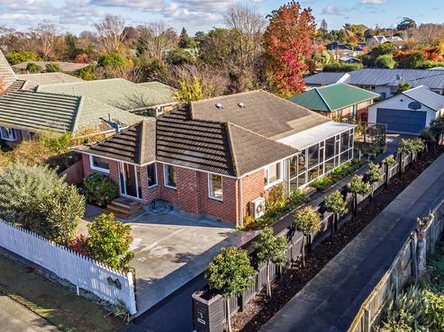 7 Hampton Place, Burnside