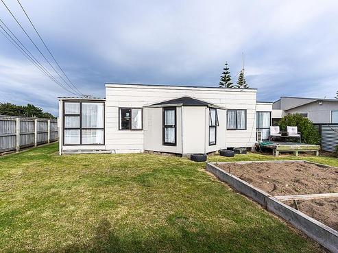 47 Koputara Road, Himatangi Beach