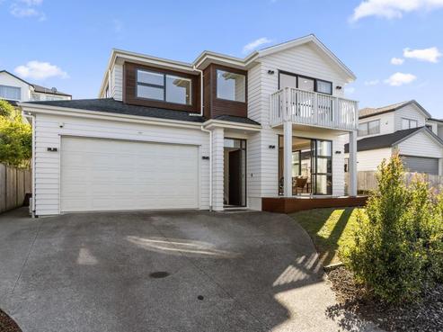 4 Bearing Parade, Long Bay