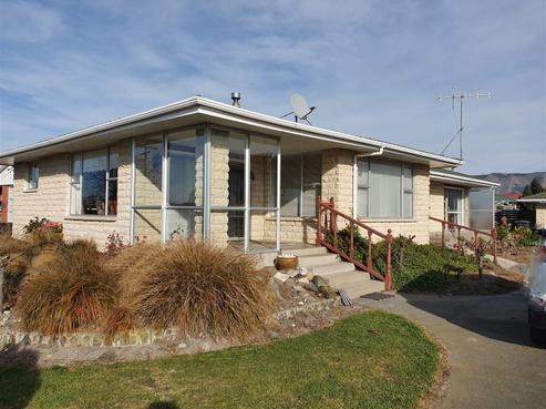 9 Bond Street, Waimate