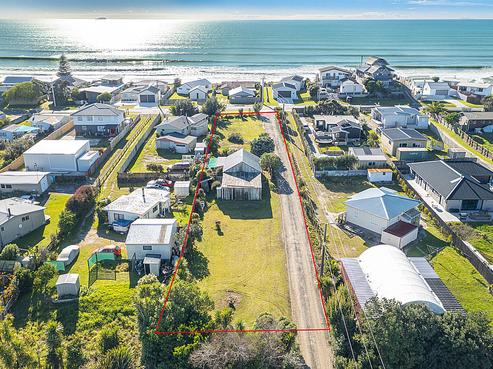 444 Pukehina Parade, Pukehina