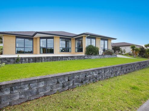 20 Weka Street, Mangawhai