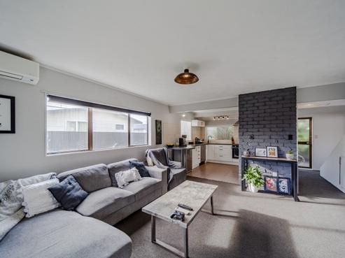 41A Ryan Crescent, Greenmeadows