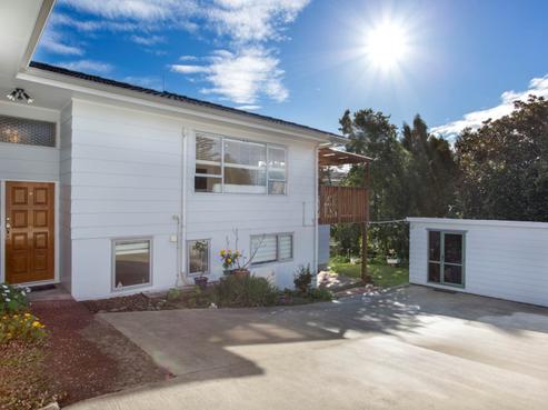 17 Aralia Road, Sunnynook