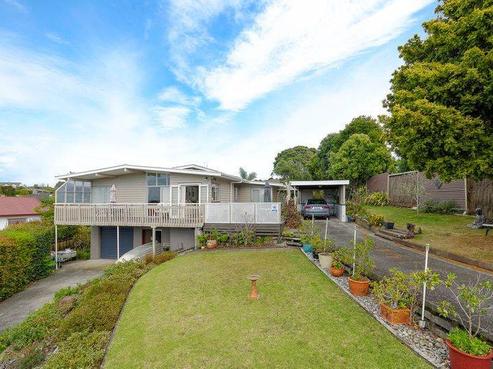 249 Royal Road, Massey
