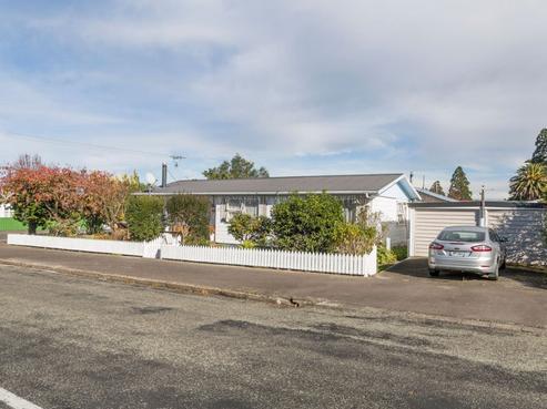 2 Dublin Street, Dannevirke