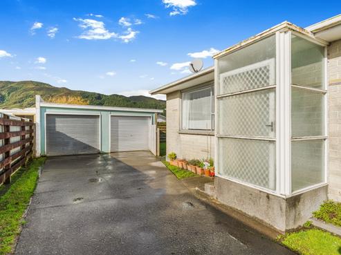 256B Wellington Road, Wainuiomata