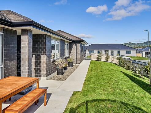 5 Jack Vaughan Grove, Wainuiomata