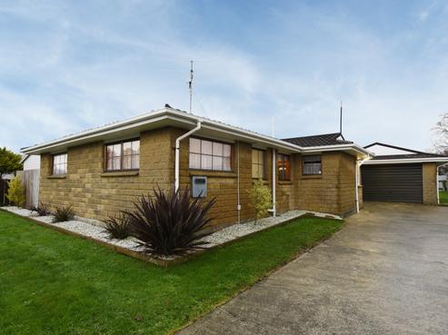 416 Ness Street, Kew