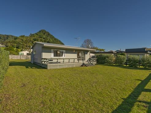 16 Pauanui Beach Road, Pauanui