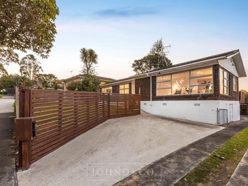 30 Strong Street, Saint Johns