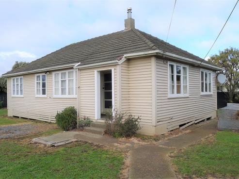 12 Russell Street, Foxton