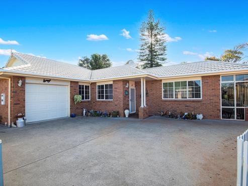 2/1 Sierra Avenue, Kamo