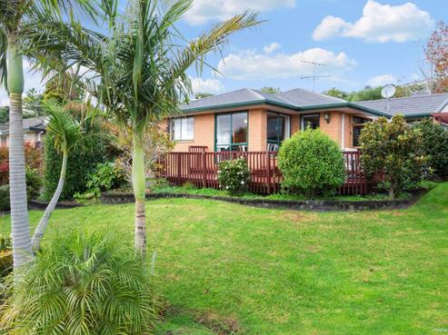 7 Roberta Crescent, Orewa