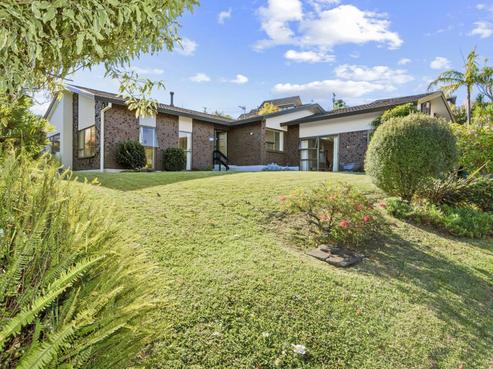 17A Amante Crescent, Mairangi Bay