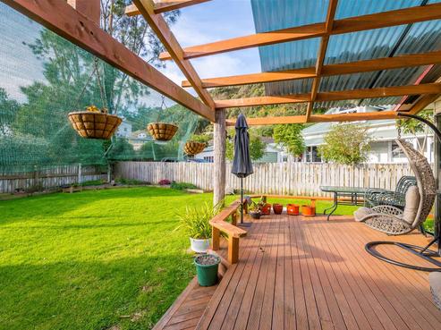 3 Poneke Drive, Waikanae