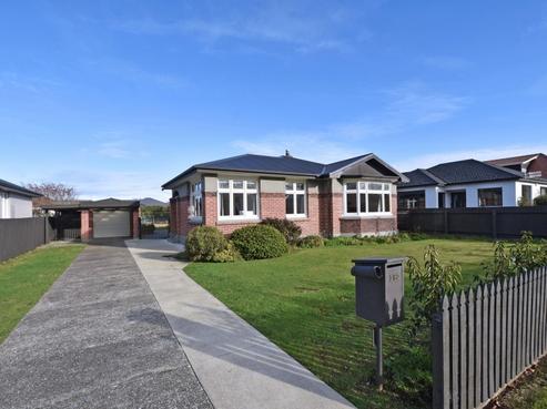 183 Catherine Street, Windsor