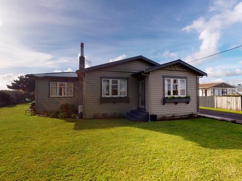 37 Edinburgh Terrace, Foxton Beach