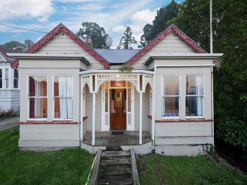 32 Leckhampton Court, Clyde Hill