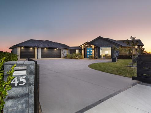 45 Mike Smith Drive, Cambridge