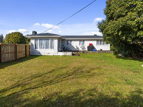 66 Sunset Road, Mangakakahi