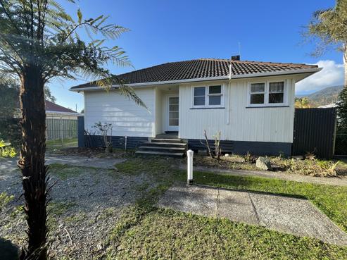 17 Stewart Street, Waimangaroa