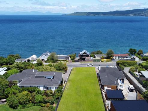 184 Lake Terrace, Hilltop