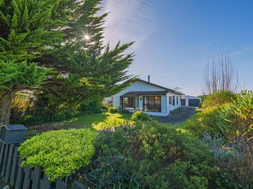 15 Carthew Terrace, Foxton Beach
