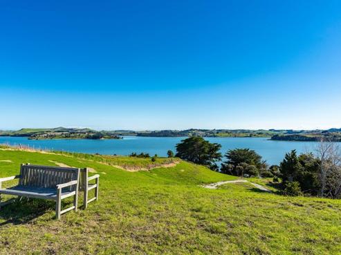 530B Pahi Road, Paparoa