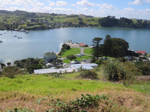 13C Emay Crescent, Paparoa