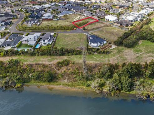 13 Riverside Lane, Flagstaff